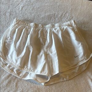 Nike White Athletic Shorts Lightweight Performance - XL